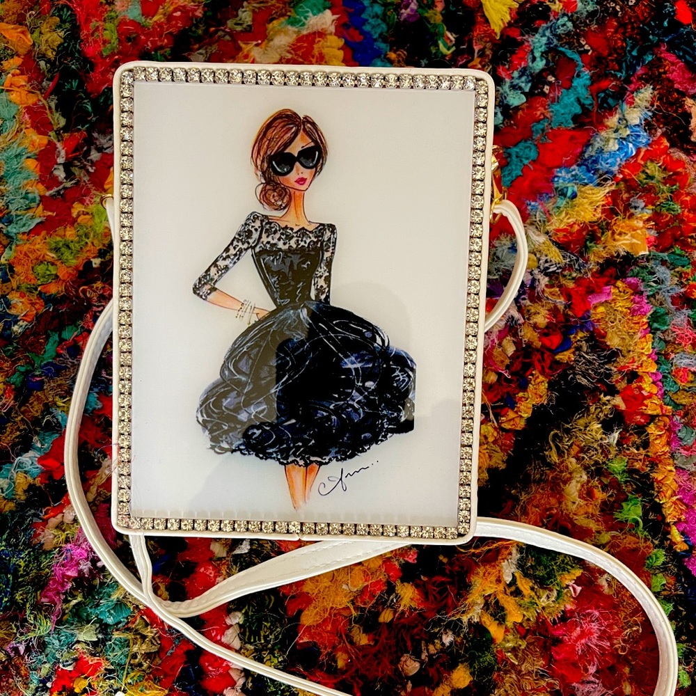 Super cute and fashionable hand bag—